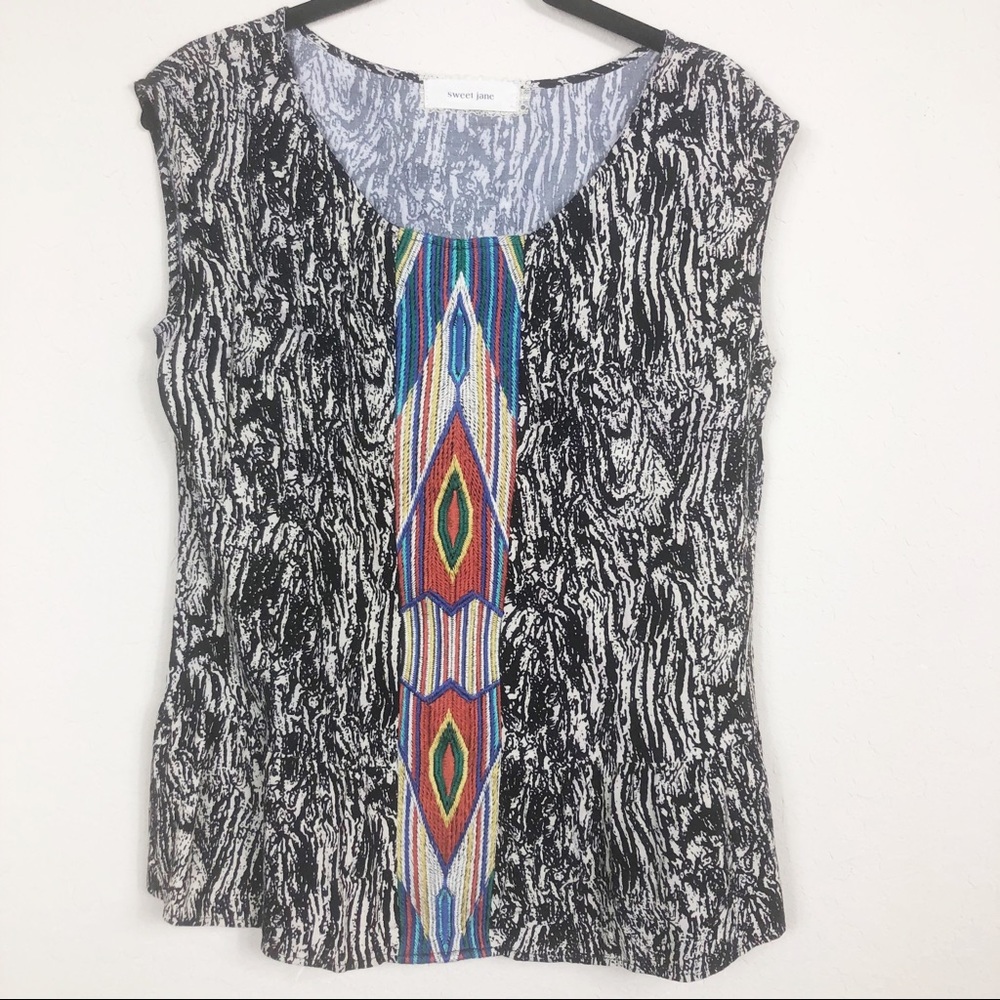 Sweet Jane 🌷 3x$25 | tribal print shirt | M